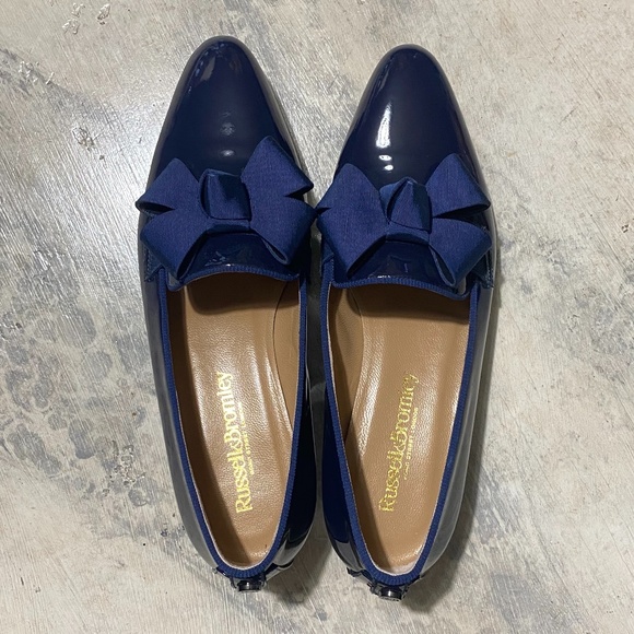 Russell and Bromley Casanova flat bow shoes - Picture 6 of 6